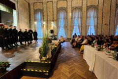 235bd5ee-4120-4729-b28e-017c70a4f394